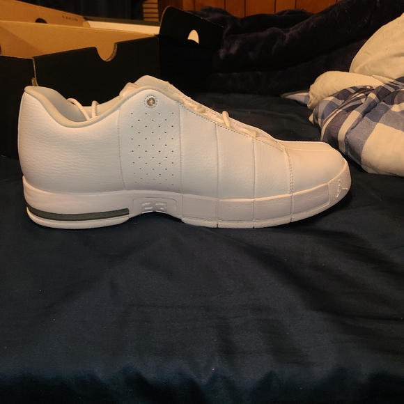 Mens Jordan team 2 elite low 11 - Picture 3 of 7